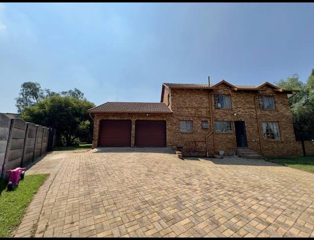 3 BEDROOM HOUSE FOR SALE IN RYNFIELD